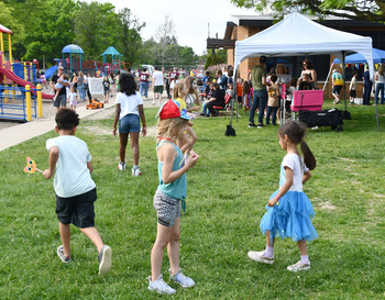 Pattengill Families Enjoy Ice Cream Social