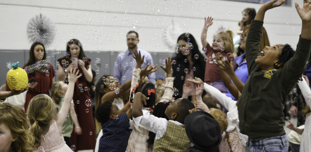 BBB Hosts Snowball Dance